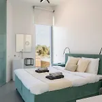 Boutique - Casa Esteval Bed & Breakfast 4*